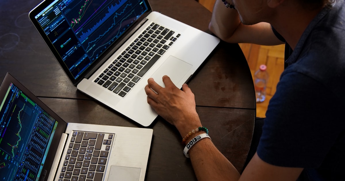 How to Tell If a Stock Is Overvalued: 4 Simple Signals